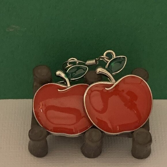 Apple Earring, Teacher Earring, Fruit Earring, Teacher Appreciation Gift, Gift - Picture 3 of 5